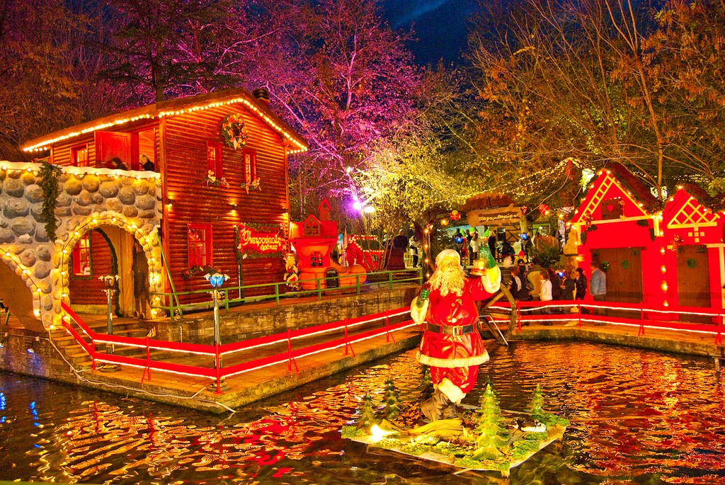 Işıl Işıl Drama Noel Baba Köyü' Ne Romantik Yolculuk 