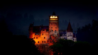 Yurtdışı Turlarıyla Cadılar Bayramı'na Romantik Bir Kaçamak  Gezigo ile Romanya Transilvanya Turu